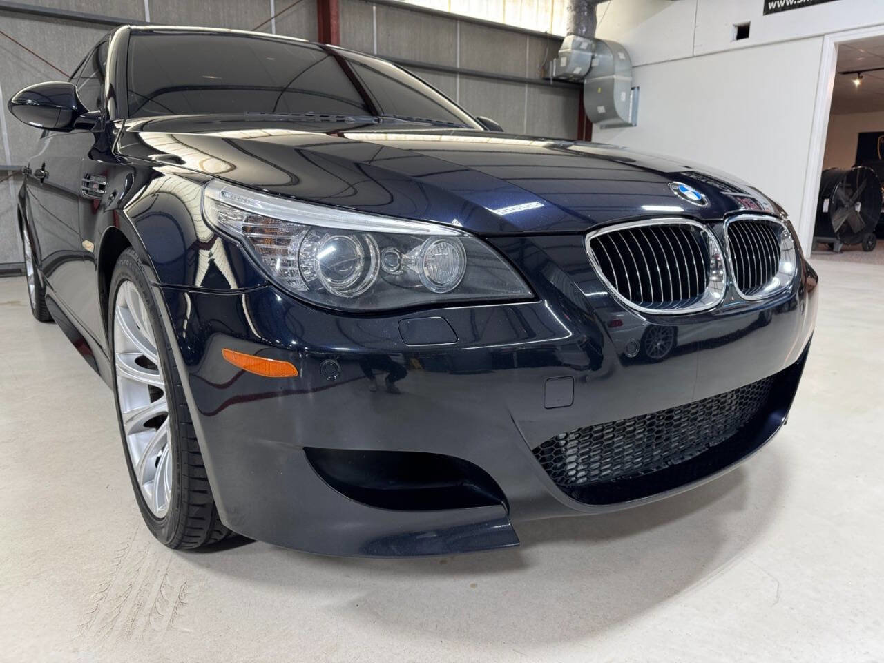 Used 2010 BMW M5 image 31