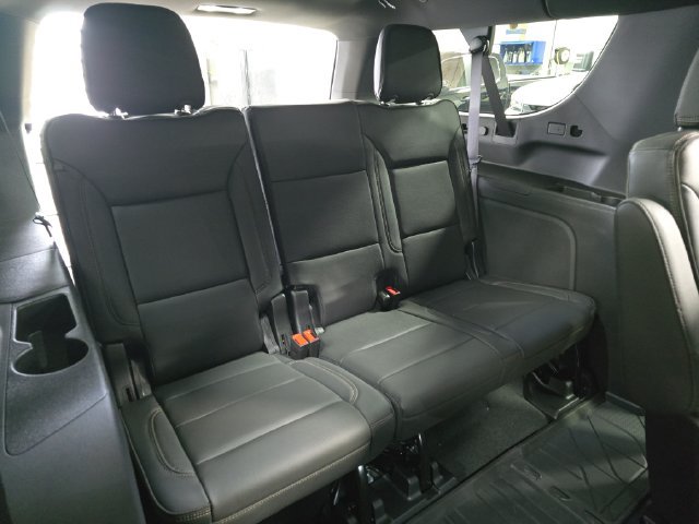 New 2026 Chevrolet Suburban High Country w/ LPO, Illumination Package AWD/4WD image 15
