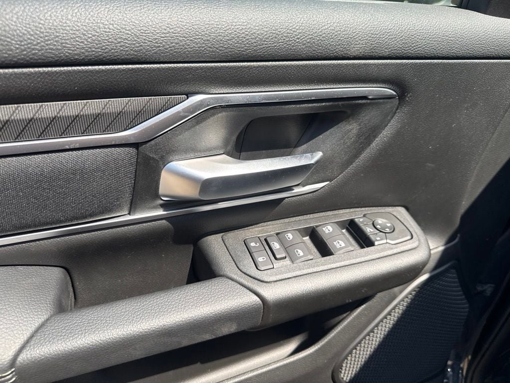 New 2026 RAM 1500 4x4 Crew Cab image 20