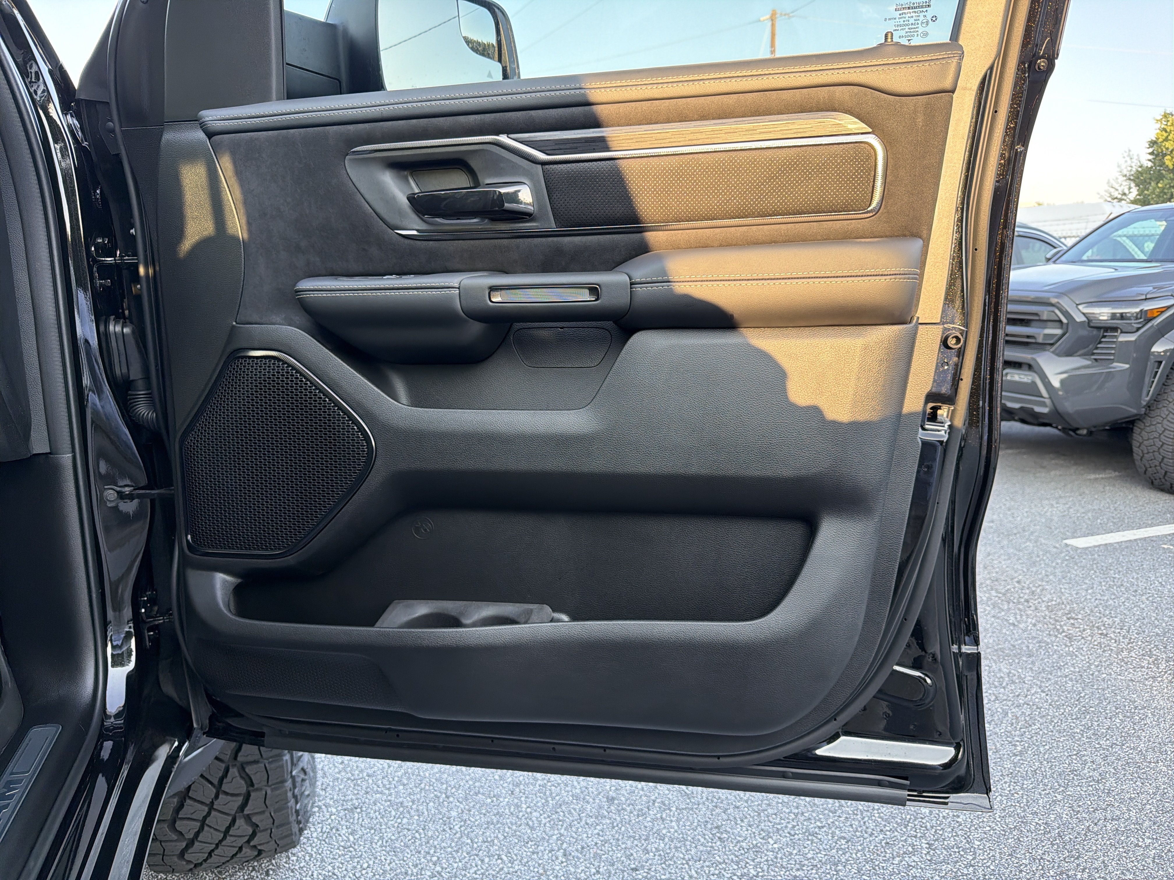 New 2026 RAM 1500 RHO AWD/4WD image 13