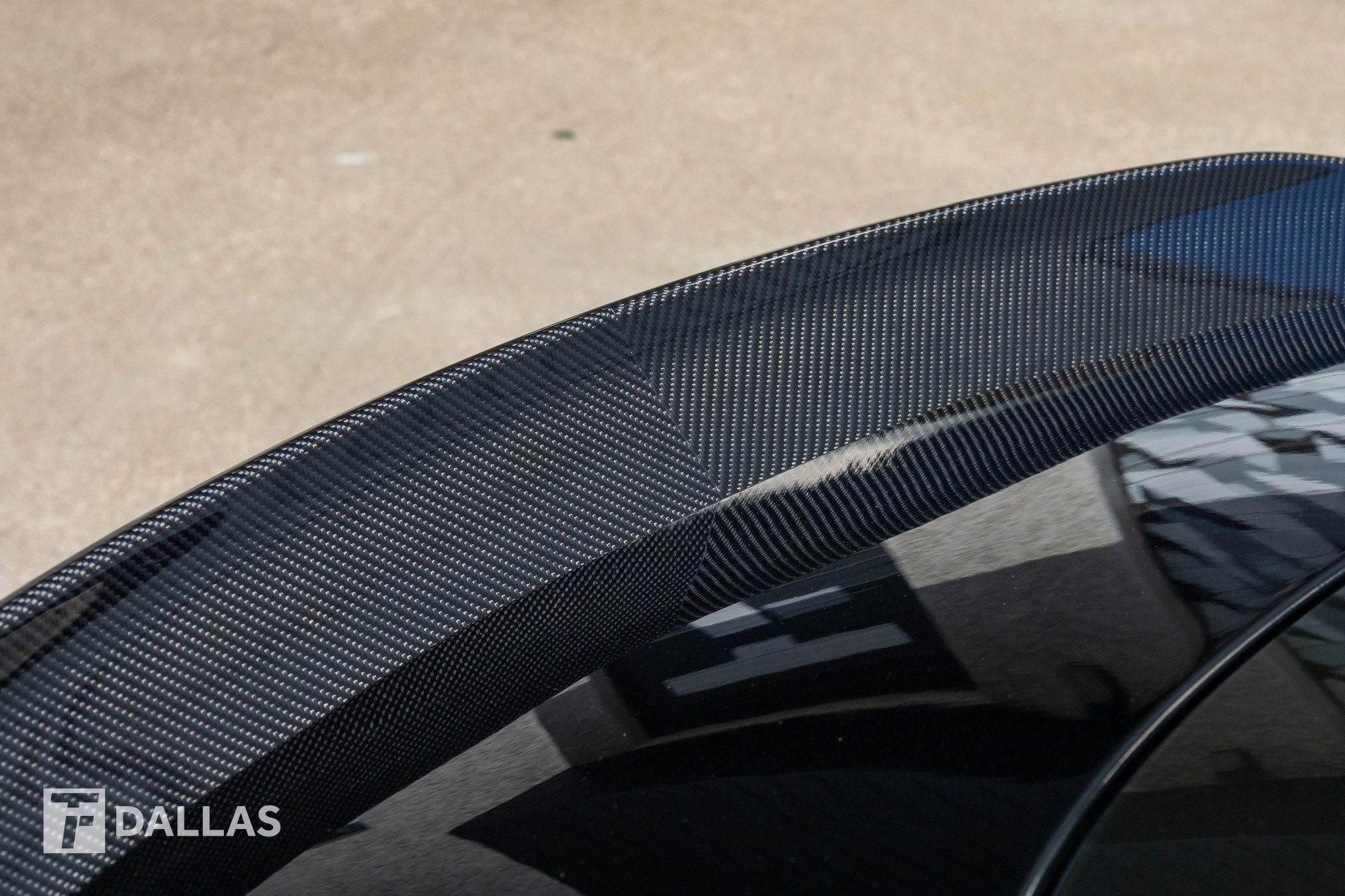 Used 2020 Aston Martin DBS Superleggera RWD image 21
