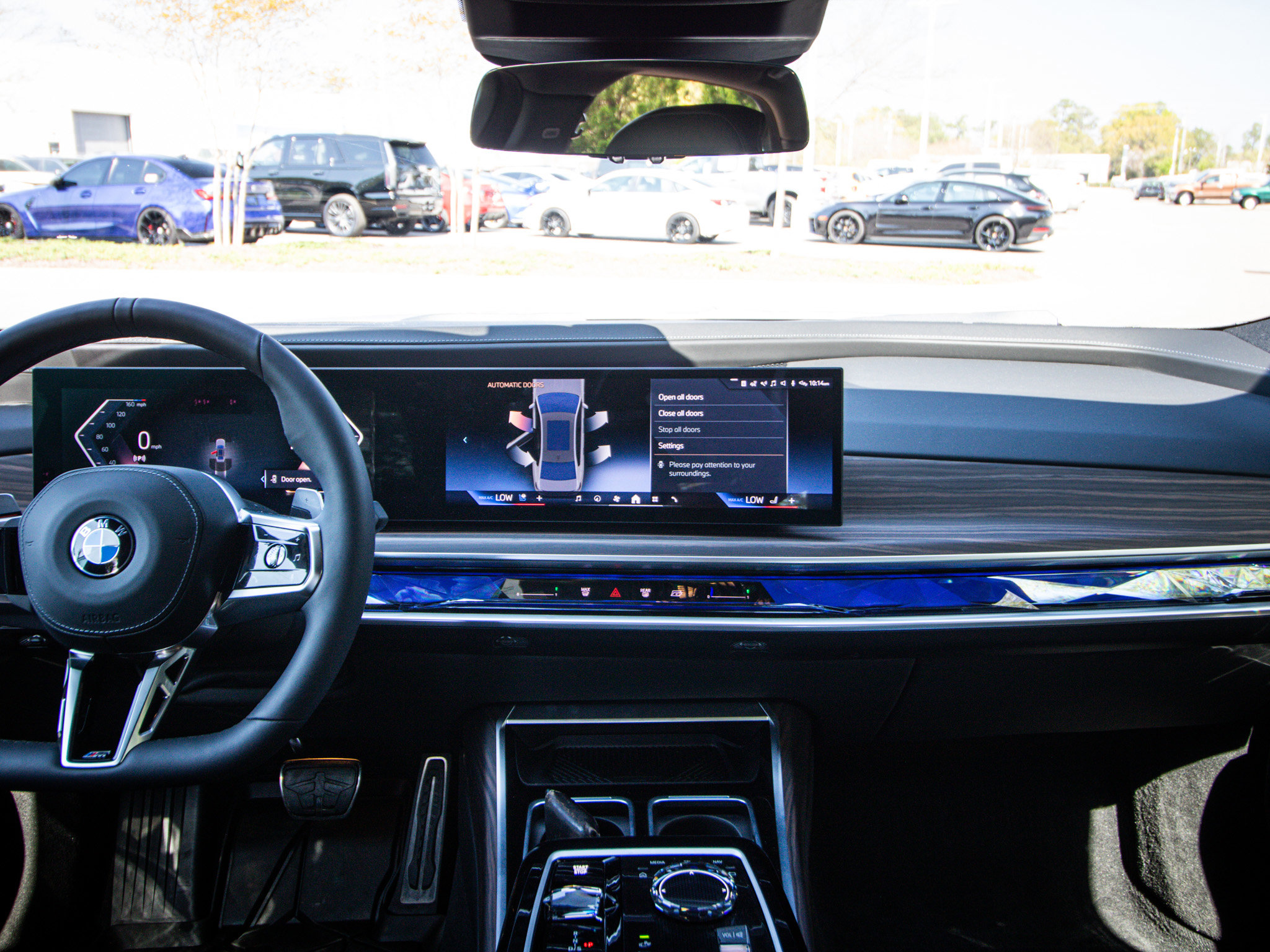 Used 2026 BMW 760i xDrive w/ Executive Package image 30