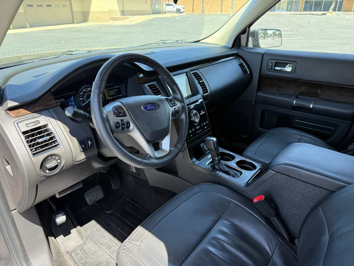 Used 2016 Ford Flex Limited w/ Equipment Group 302A AWD/4WD image 15