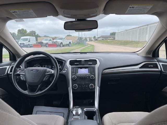 Used 2020 Ford Fusion S FWD image 19