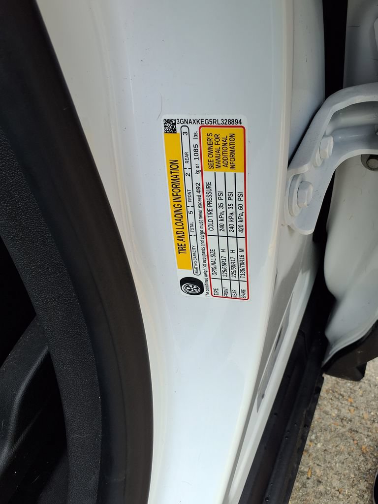 Used 2024 Chevrolet Equinox LT FWD image 33