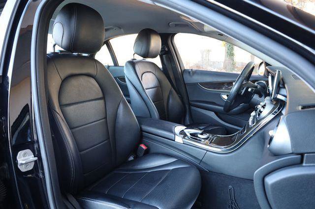 Used 2015 Mercedes-Benz C 300 Sedan image 23