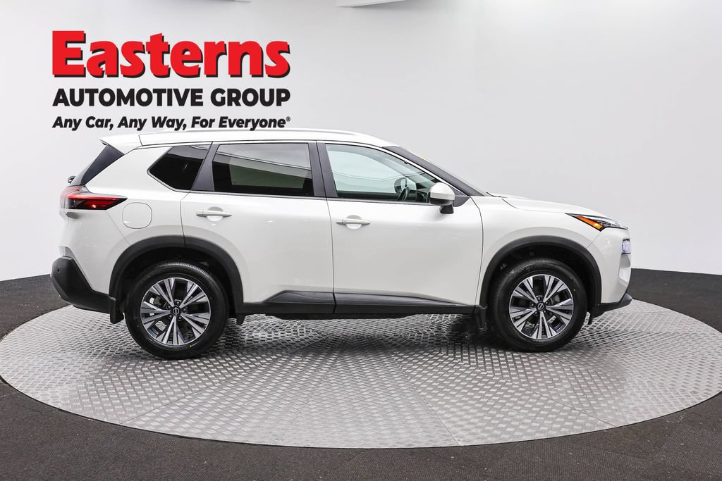 Used 2023 Nissan Rogue SV w/ SV Premium B Package AWD/4WD image 4