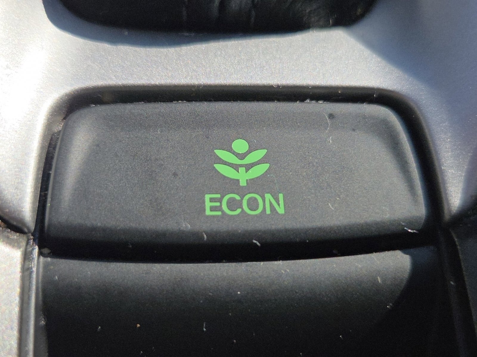 Certified 2018 Honda Accord LX image 5