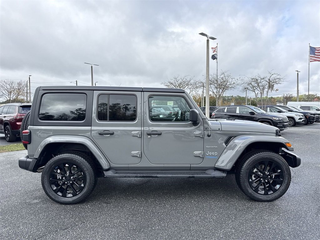 Used 2022 Jeep Wrangler Unlimited Sahara w/ Cold Weather Group image 2