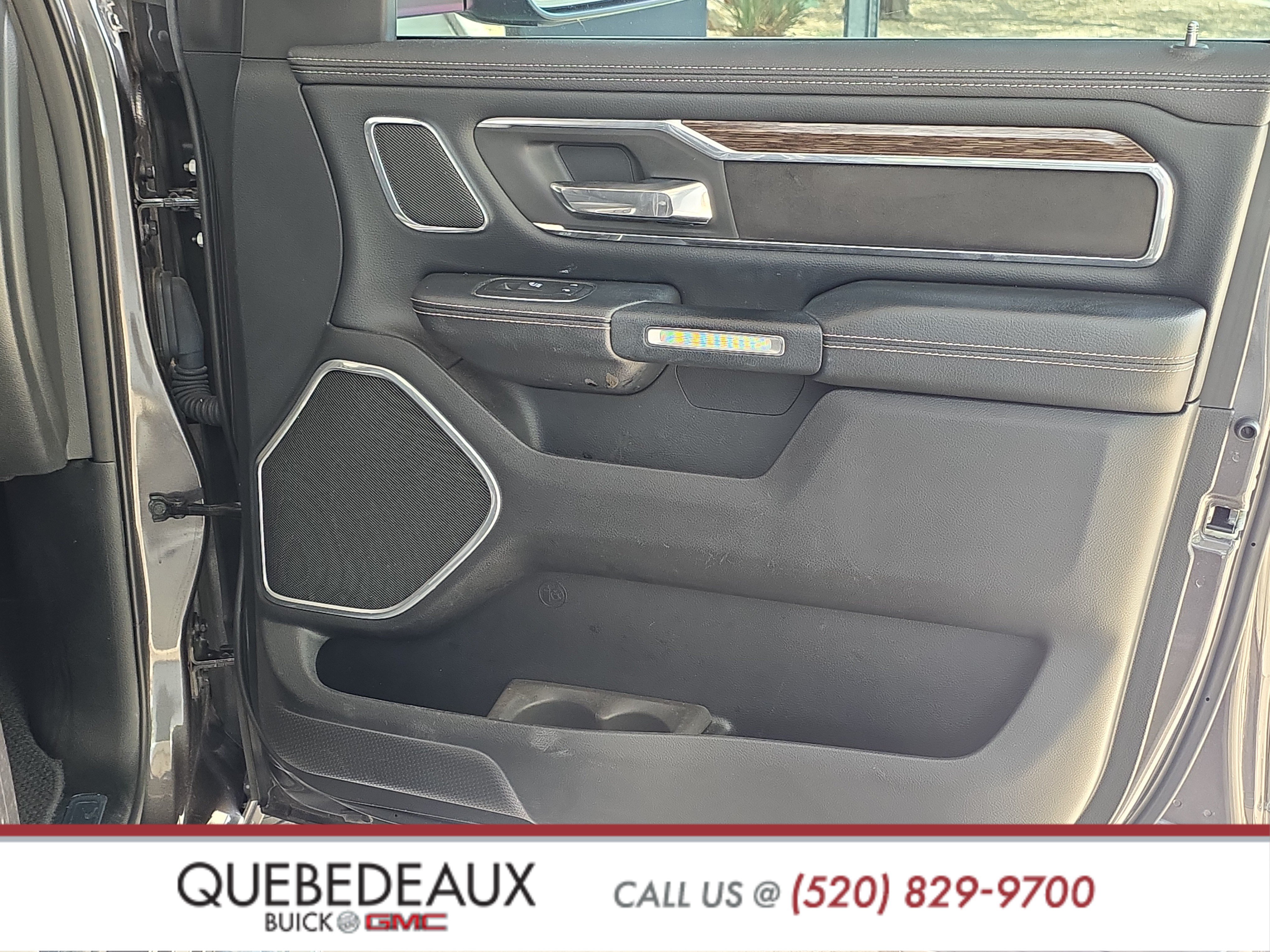 Used 2019 RAM 1500 Laramie AWD/4WD image 29
