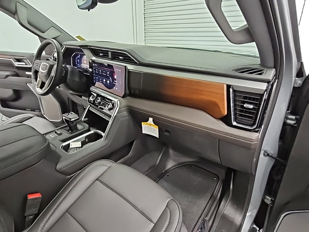 New 2025 GMC Sierra 1500 Denali w/ Denali Reserve Package image 40