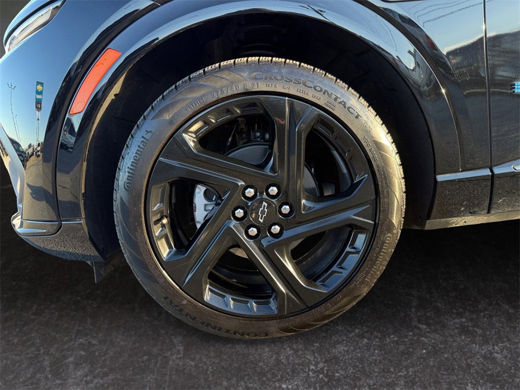 Certified 2025 Chevrolet Equinox EV RS image 9