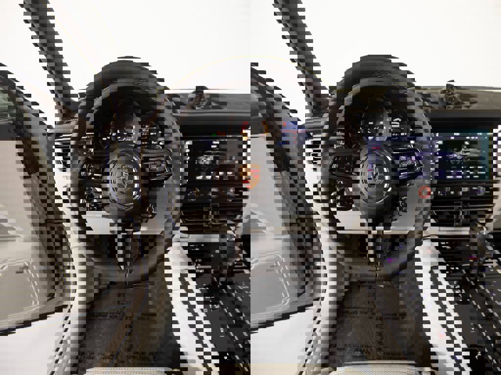 New 2026 Porsche Macan S image 18