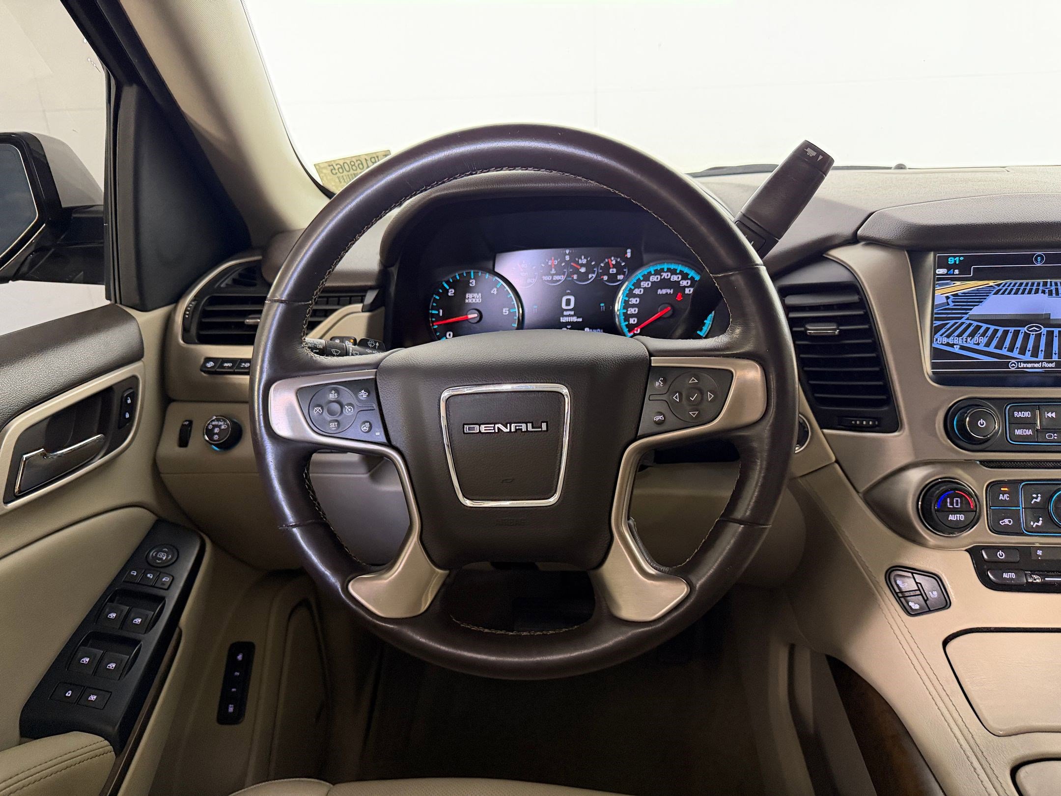 Used 2018 GMC Yukon Denali w/ Denali Ultimate Package AWD/4WD image 33
