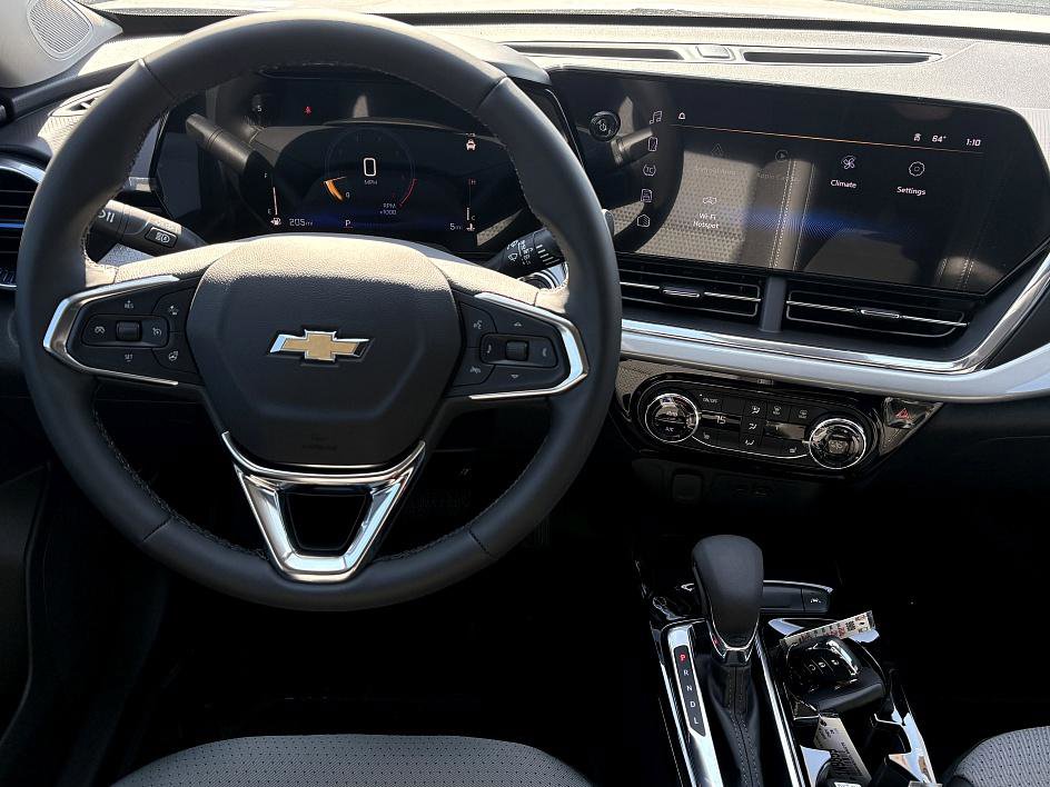 New 2026 Chevrolet Trax LT w/ LT Convenience Package image 12