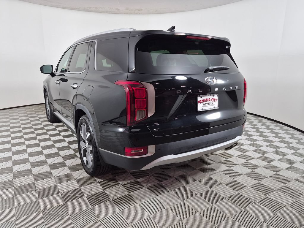 Used 2022 Hyundai Palisade SEL w/ Premium Package FWD image 5