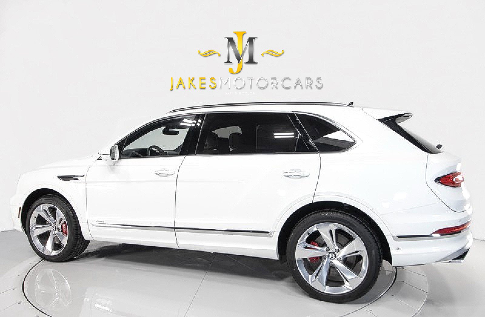 Used 2023 Bentley Bentayga Extended Wheelbase image 8