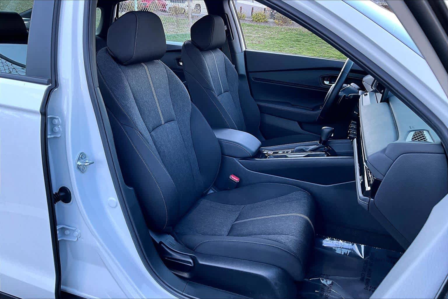 Used 2025 Honda Accord Sport image 9