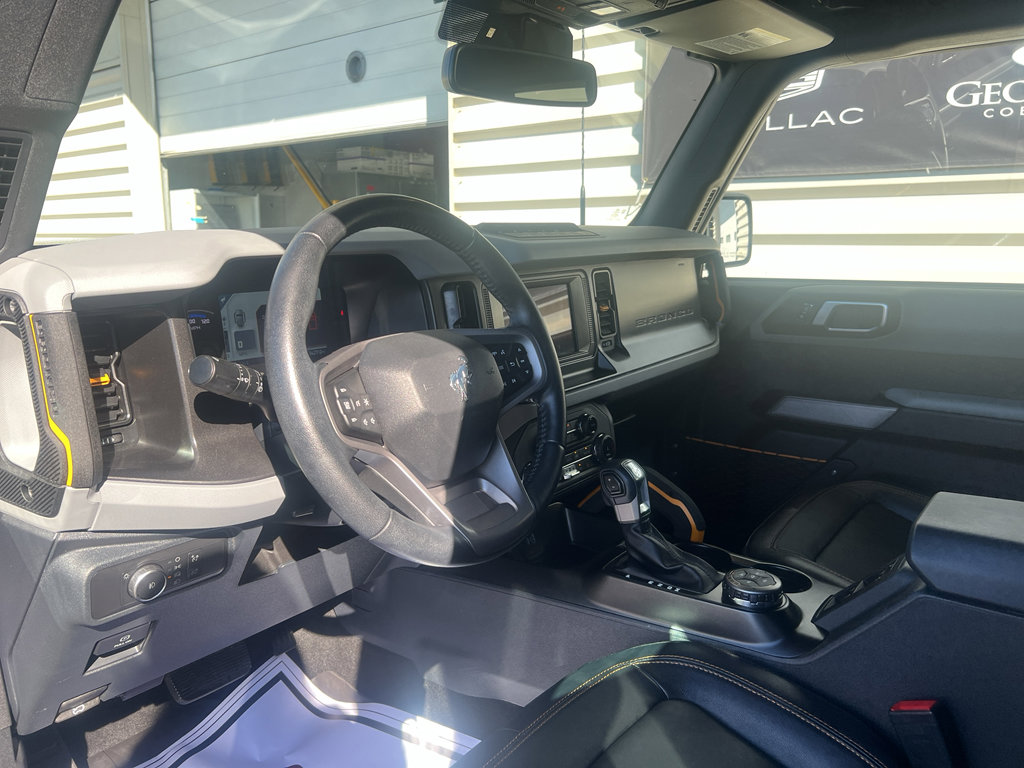 Used 2022 Ford Bronco Badlands image 10