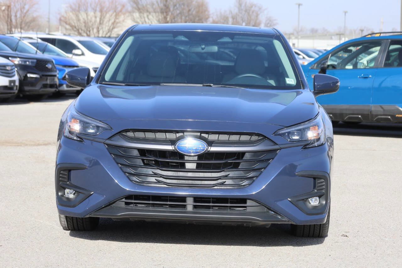 Used 2025 Subaru Legacy Premium AWD/4WD image 2