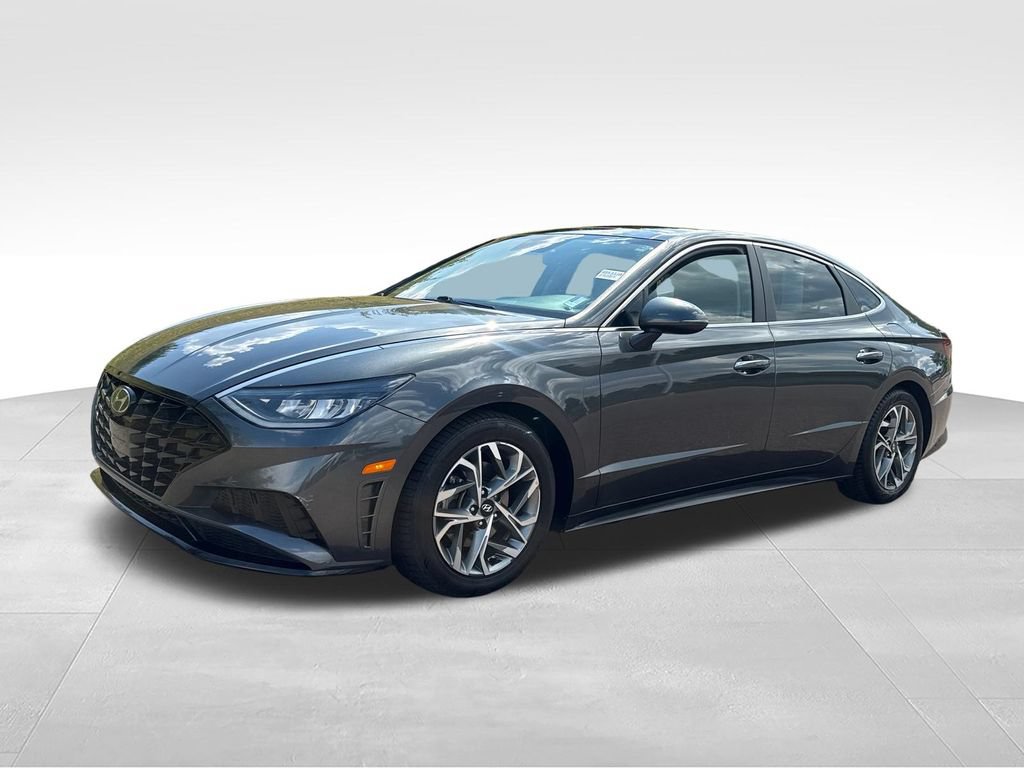 Used 2022 Hyundai Sonata SEL w/ Convenience Package FWD image 4