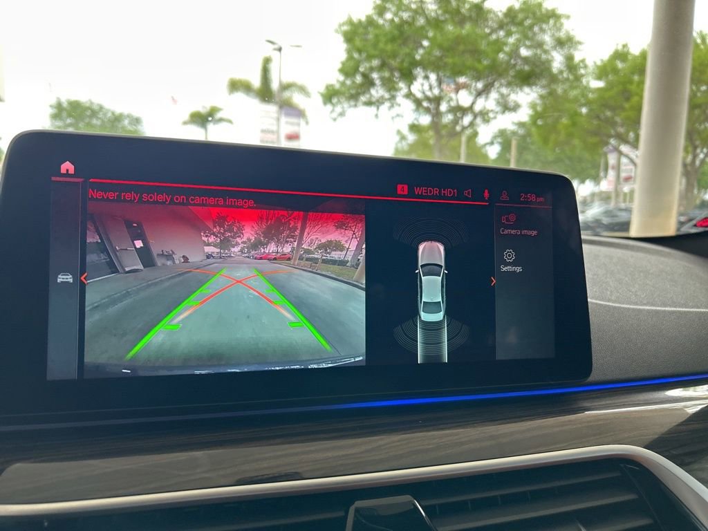 Used 2023 BMW 530i w/ M Sport Package image 9