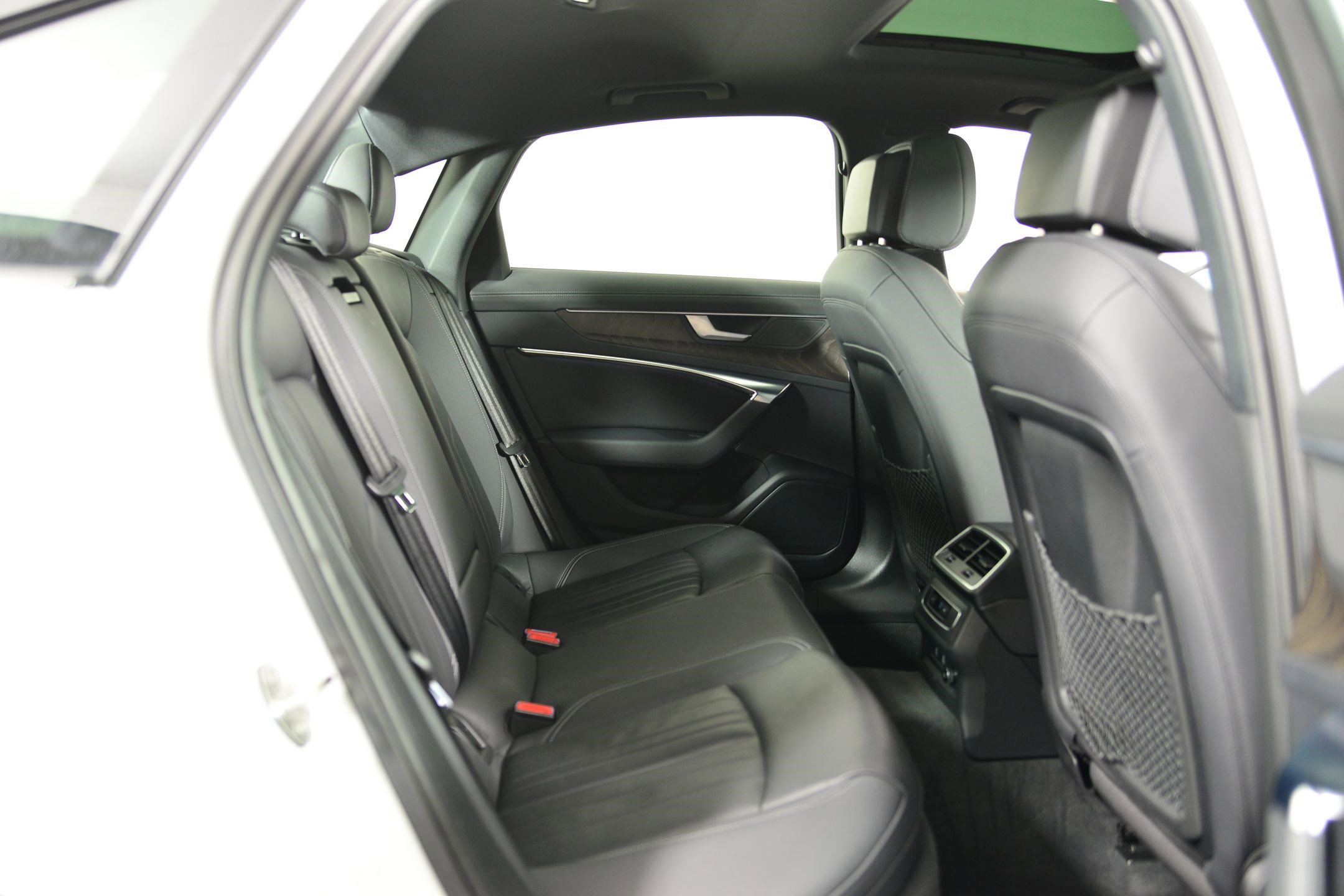 Used 2023 Audi A6 2.0T Premium w/ Convenience Package image 21