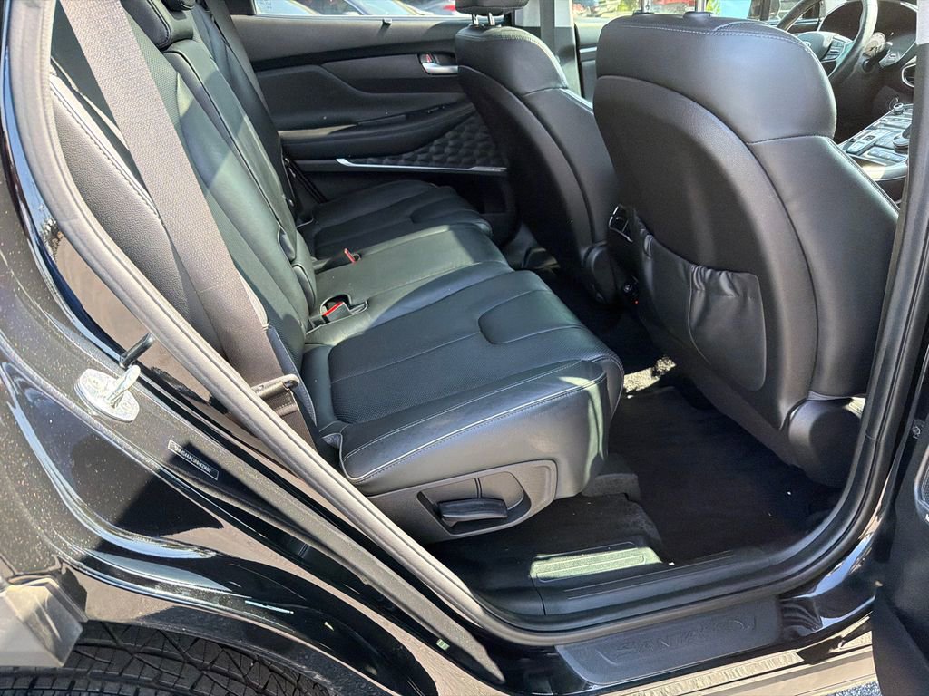Used 2022 Hyundai Santa Fe Limited w/ Cargo Package image 15