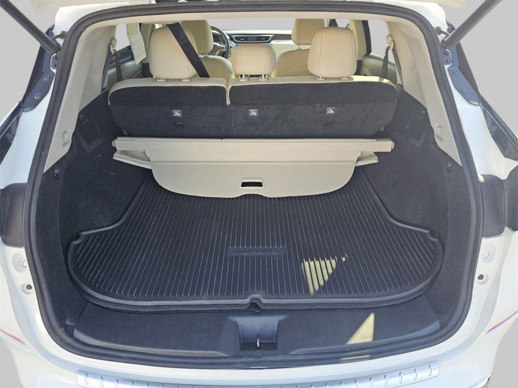 Used 2022 Nissan Murano Platinum w/ Cargo Package image 25