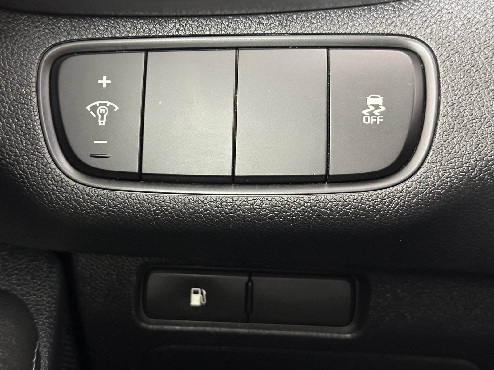 Used 2016 Kia Sorento AWD image 17