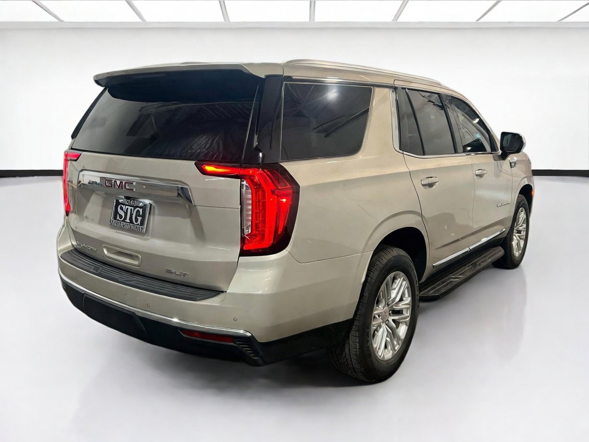 Used 2023 GMC Yukon SLT RWD image 4