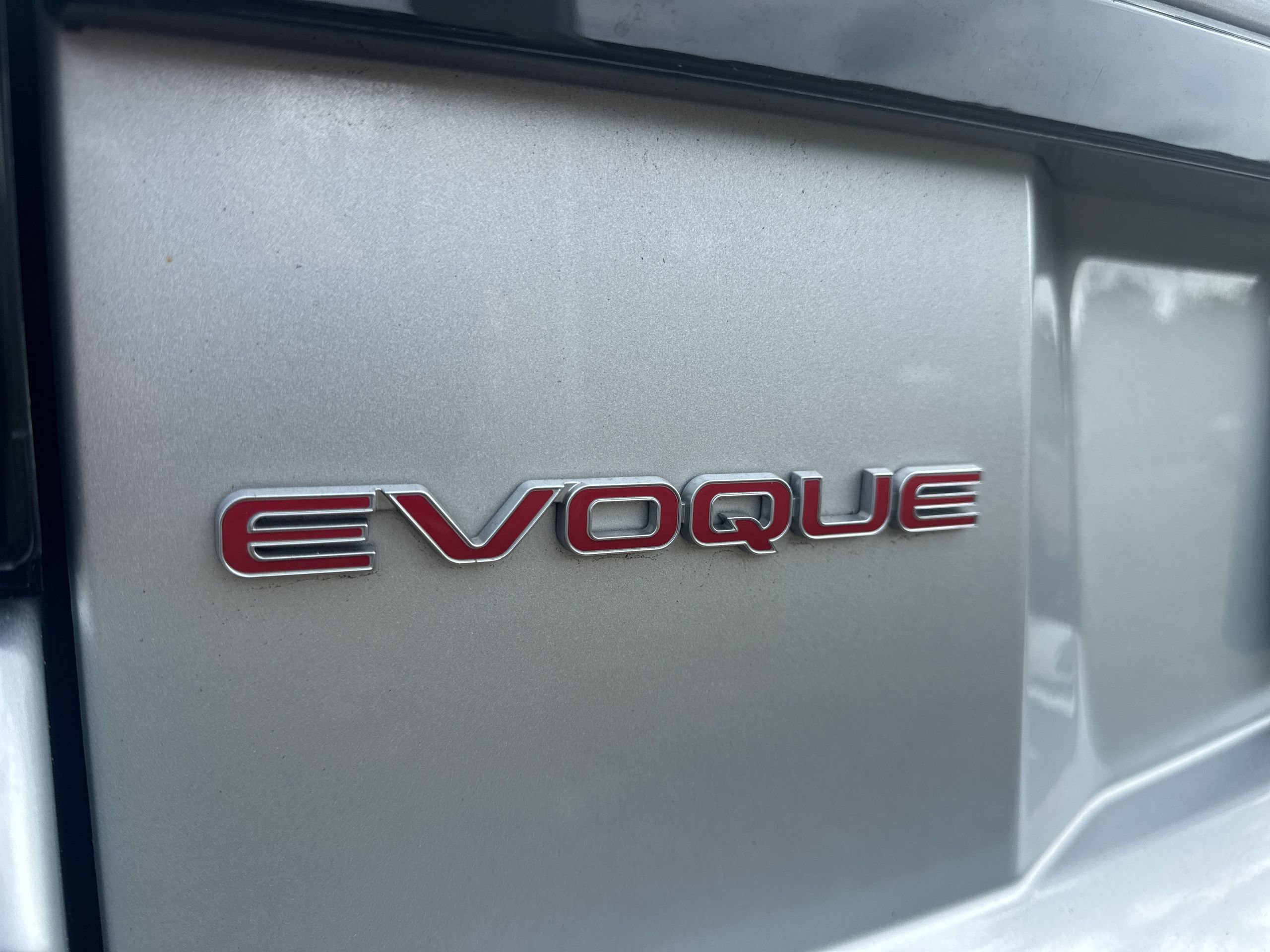 Used 2018 Land Rover Range Rover Evoque HSE Dynamic AWD/4WD image 11