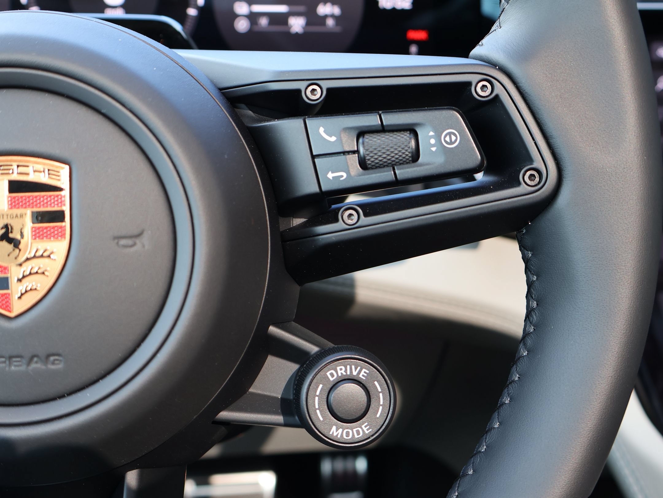 New 2026 Porsche Cayenne S AWD/4WD image 18