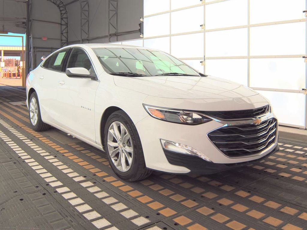 Used 2024 Chevrolet Malibu LT FWD image 4