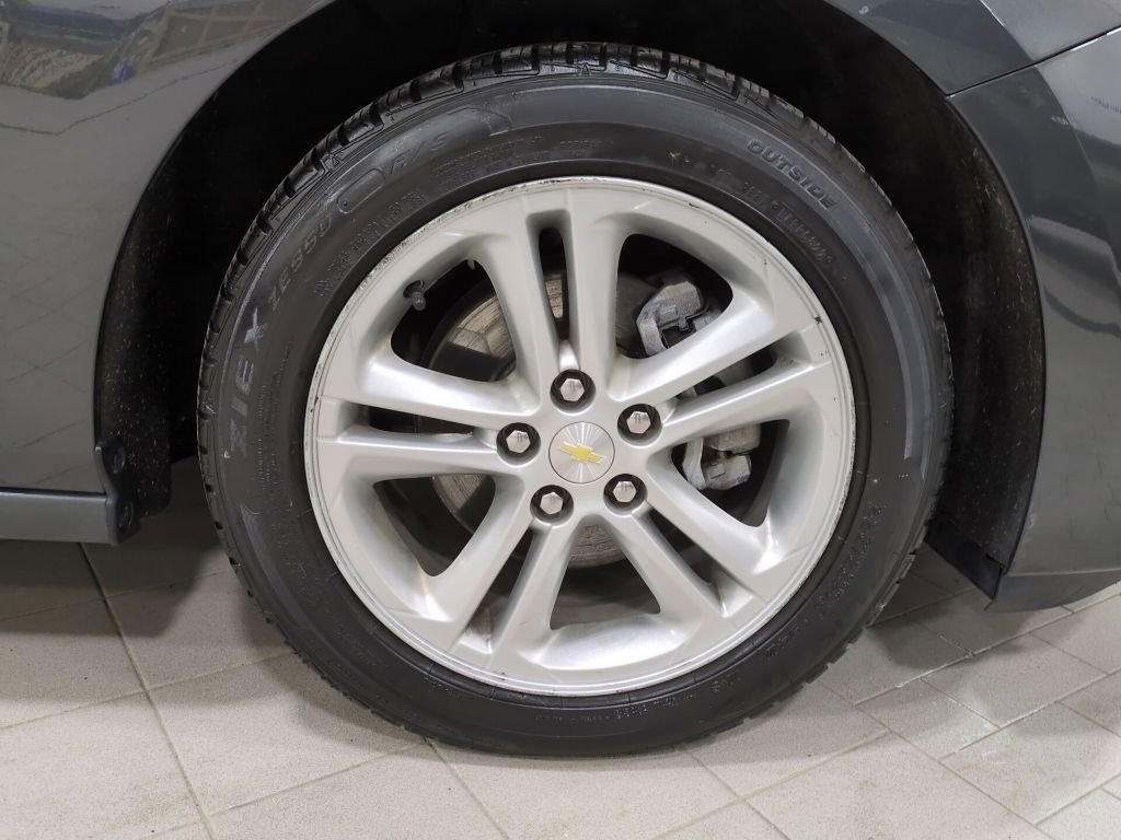 Used 2018 Chevrolet Cruze LT w/ Convenience Package image 22