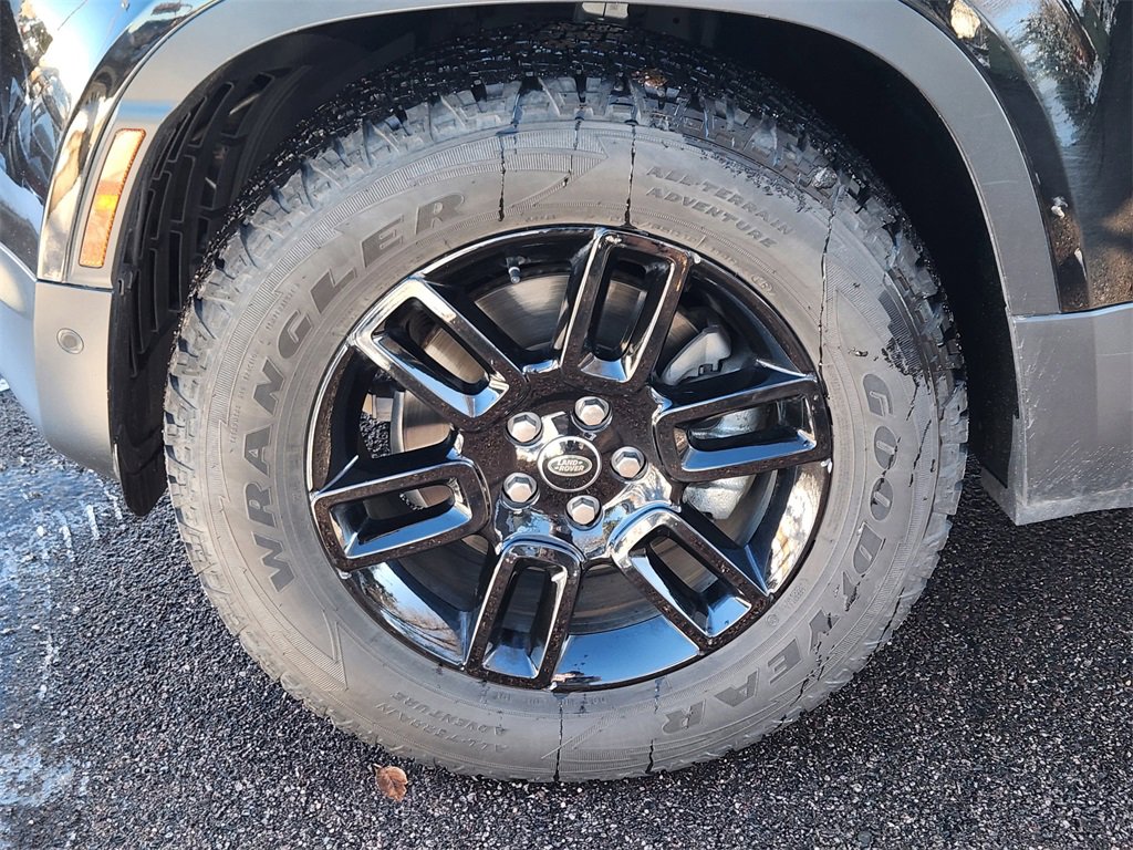 Used 2023 Volvo XC90 B5 Plus image 27