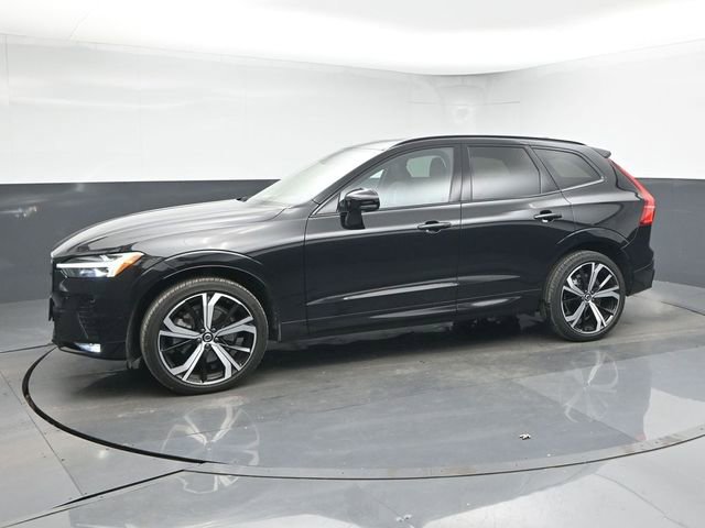 Used 2023 Volvo XC60 B6 Ultimate w/ Protection Package Premier image 4