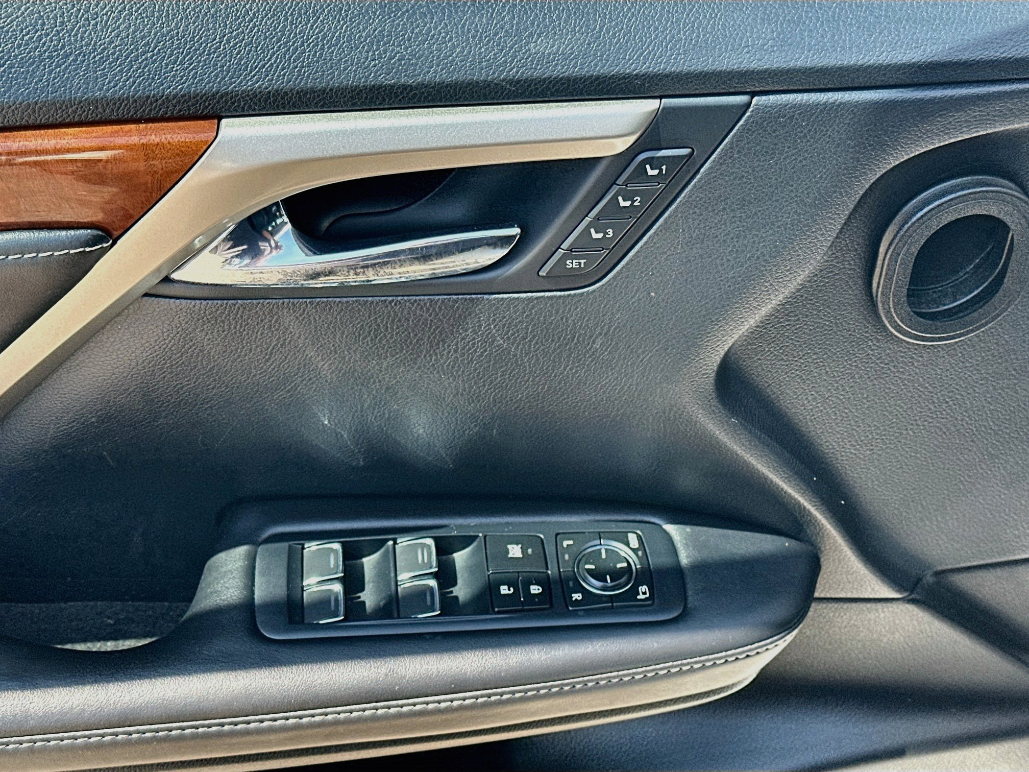 Used 2018 Lexus RX 350 AWD w/ Premium Package image 15