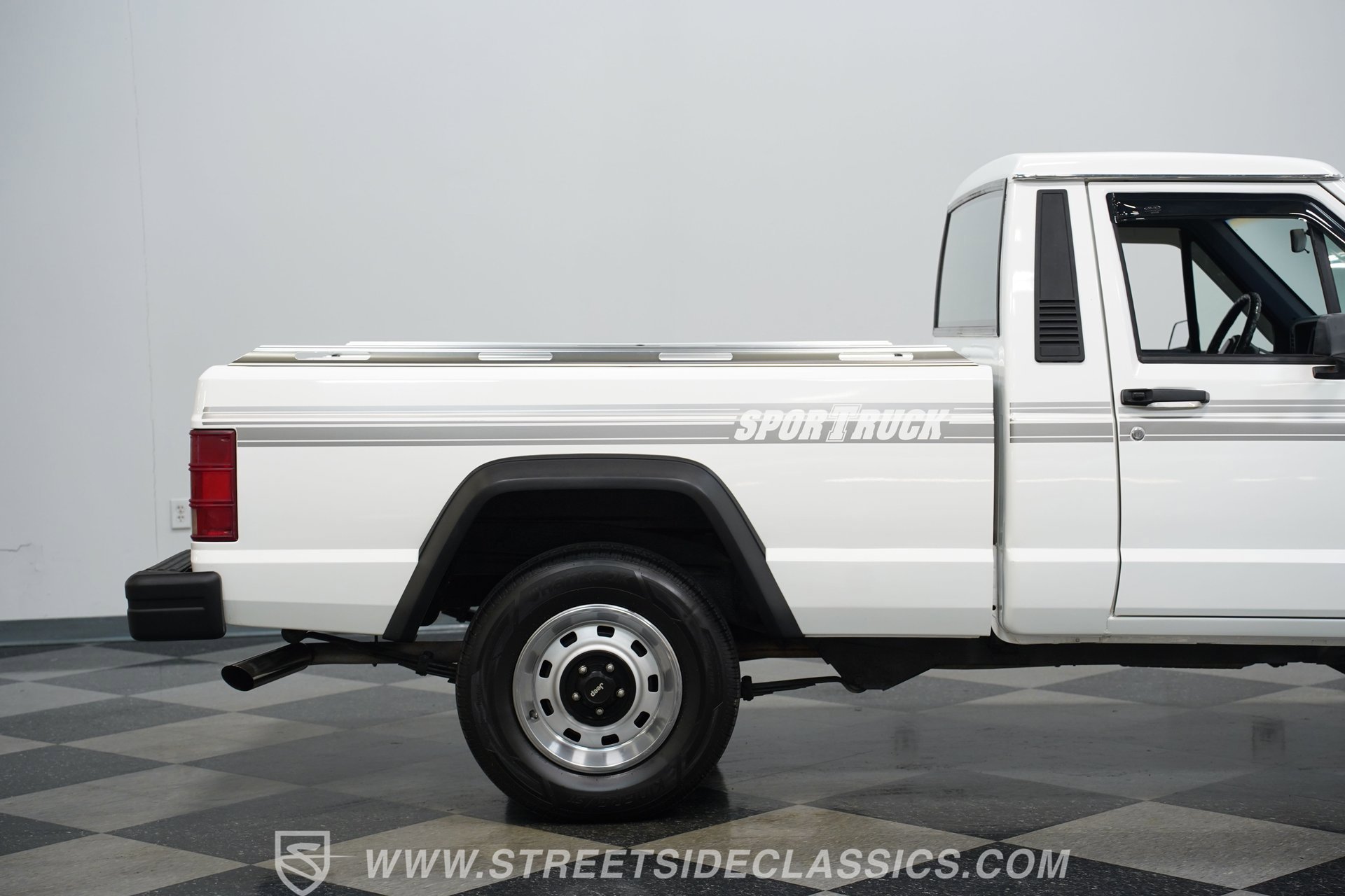 Used 1989 Jeep Comanche 2WD image 29