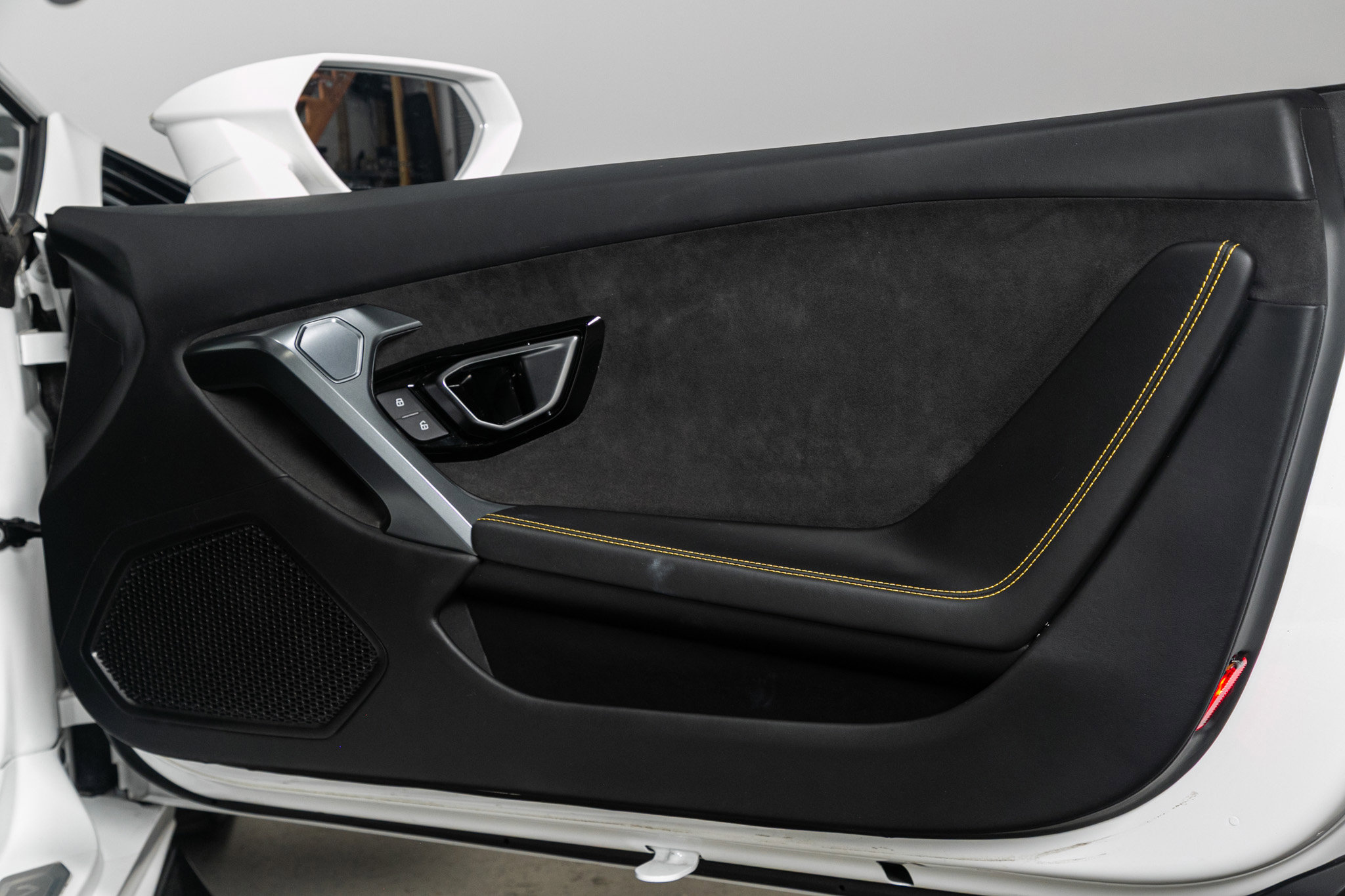 Used 2015 Lamborghini Huracan LP 610-4 image 62