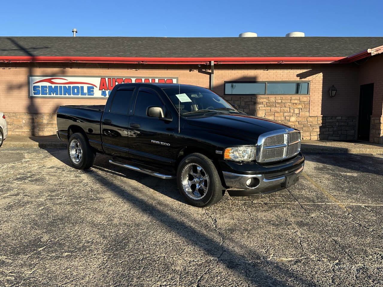 Used 2005 Dodge Ram 1500 Truck SLT w/ Quad Cab Big Horn Value Group image 2
