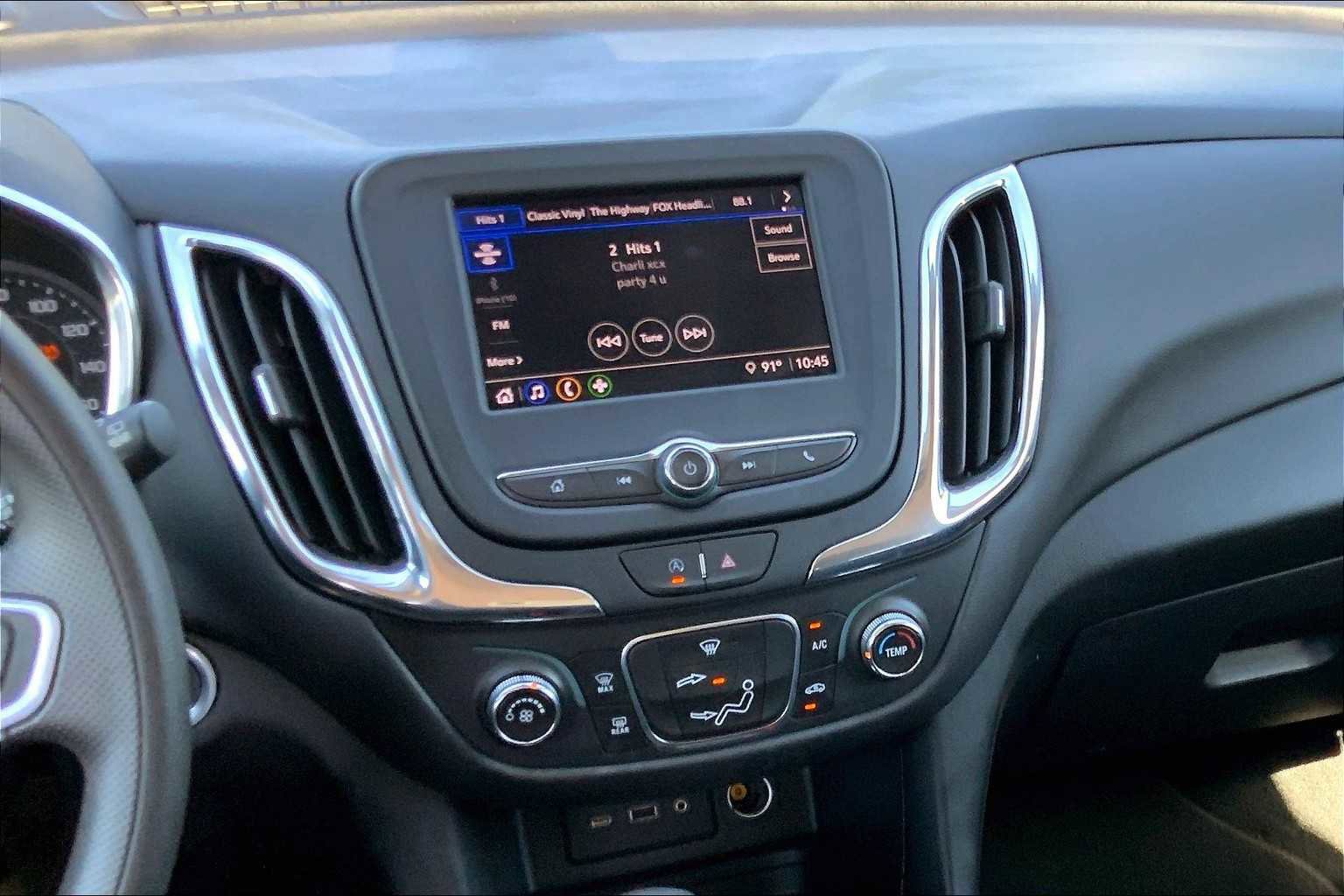 Used 2023 Chevrolet Equinox LT image 9