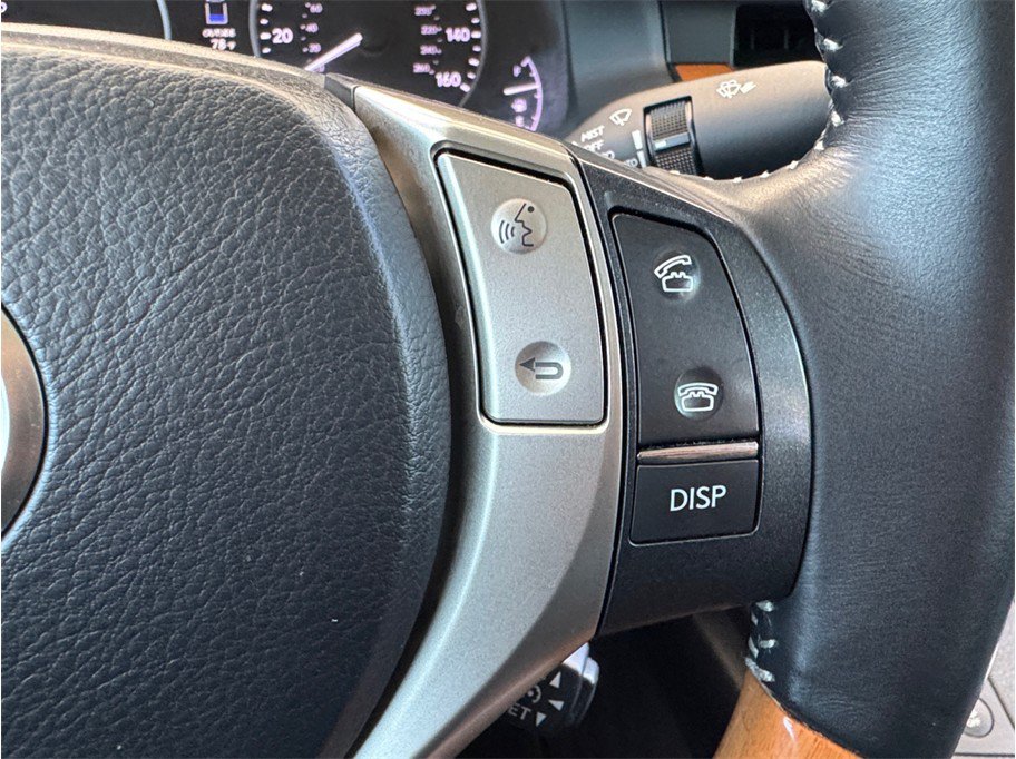 Used 2014 Lexus ES 300h w/ Luxury Package w/Bamboo Trim FWD image 16