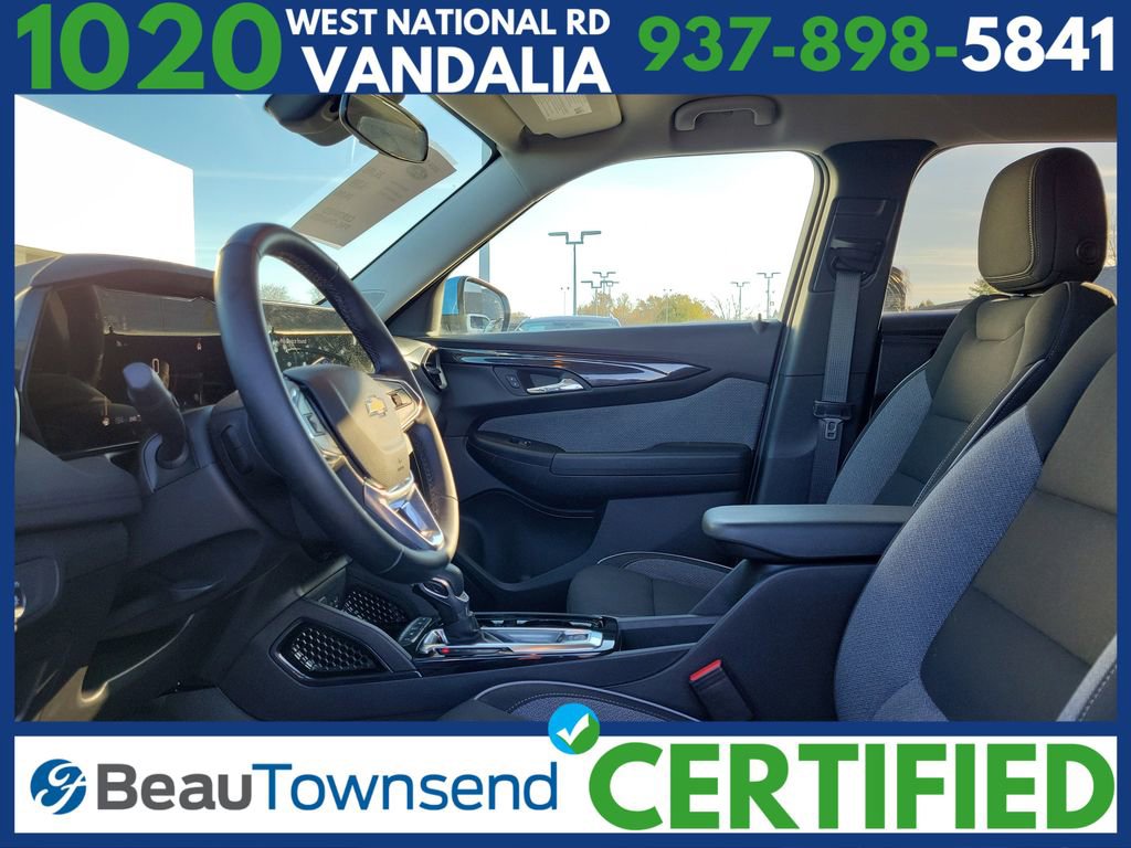 Used 2024 Chevrolet TrailBlazer LT w/ LT Cold Weather Package image 16