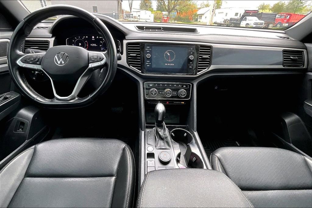 Used 2020 Volkswagen Atlas Cross Sport SEL AWD/4WD image 14