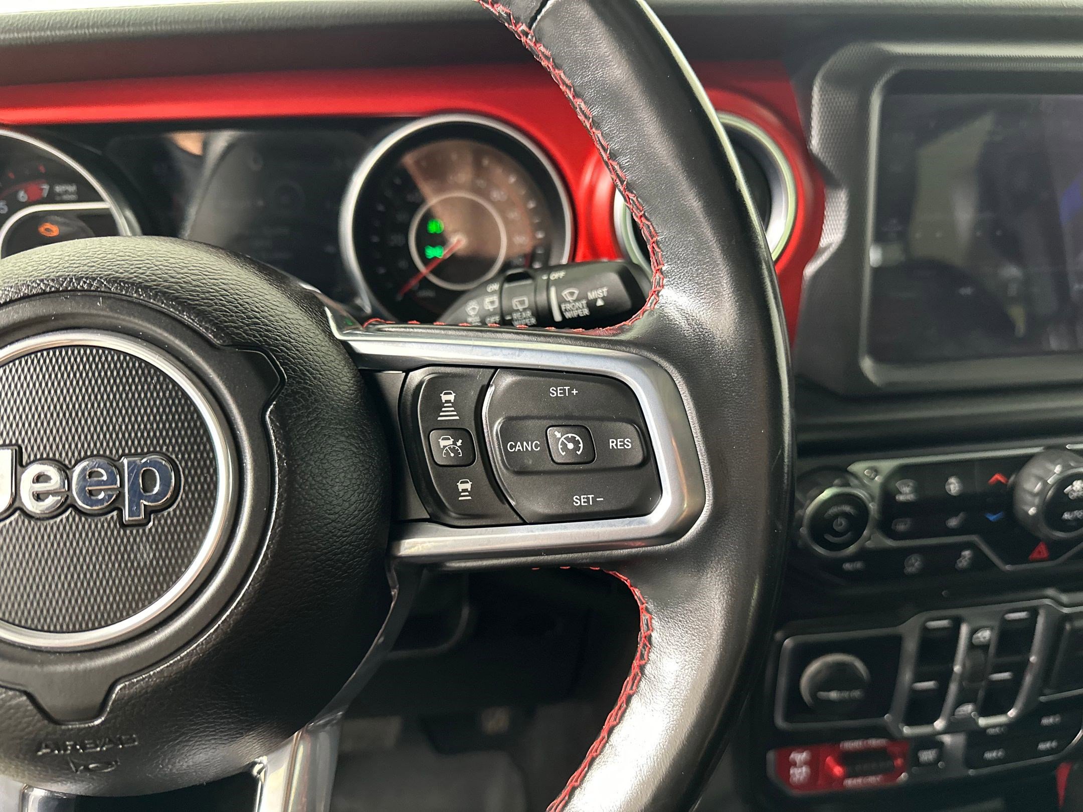 Used 2020 Jeep Wrangler Unlimited Rubicon w/ Dual Top Group image 24