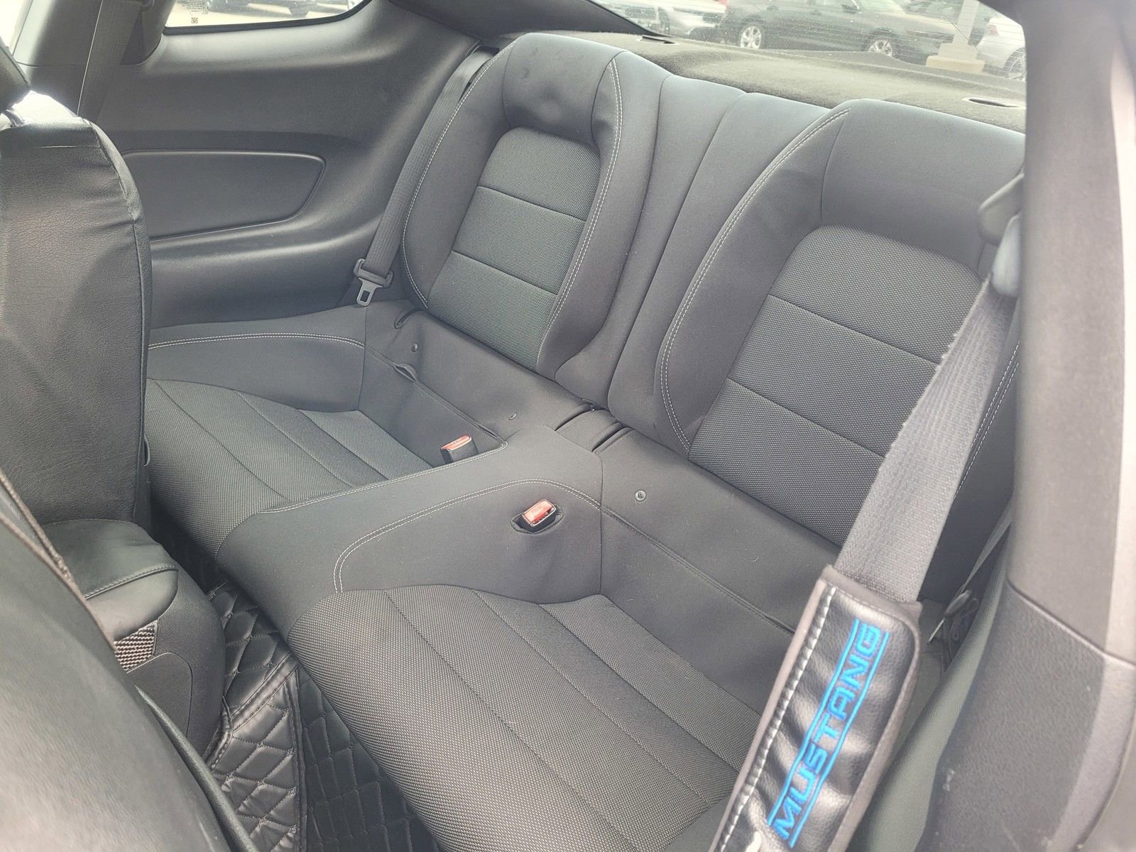 Used 2017 Ford Mustang Coupe image 13