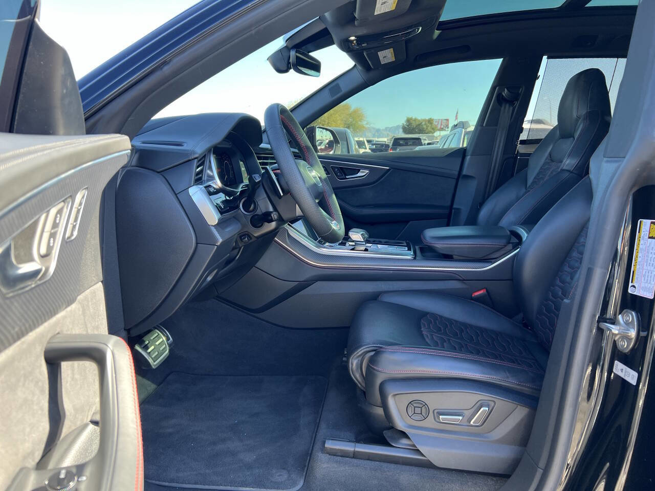 Used 2023 Audi RS Q8 image 11