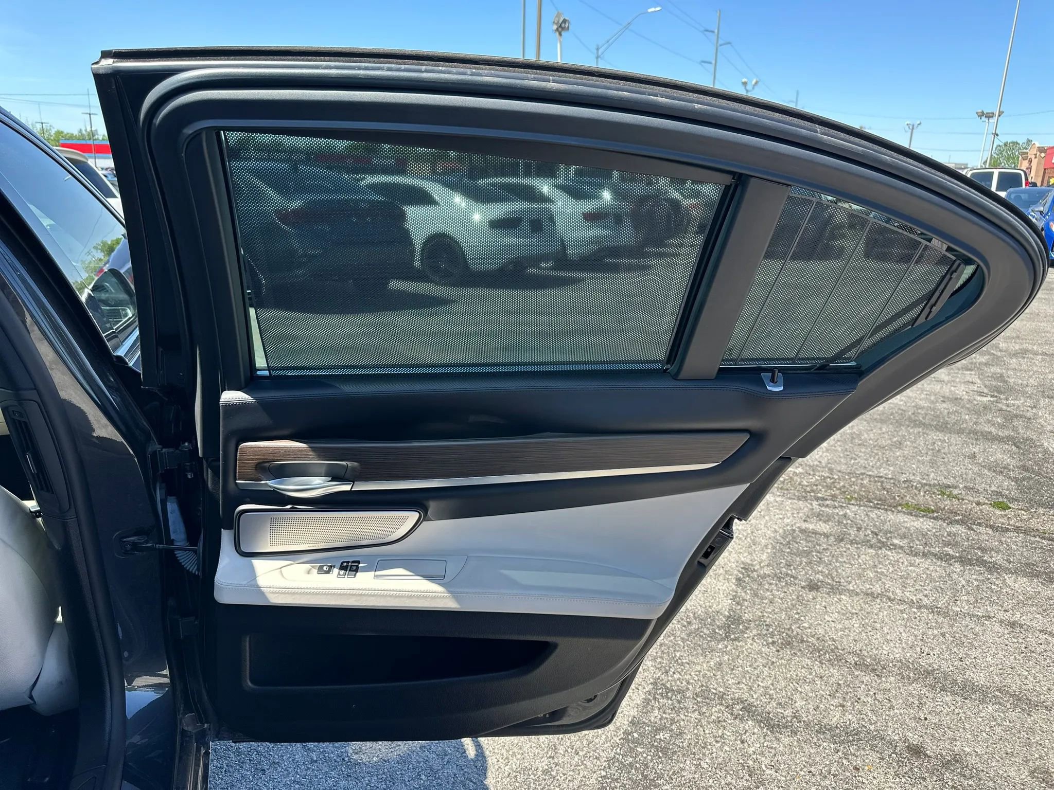 Used 2013 BMW 740i RWD image 66