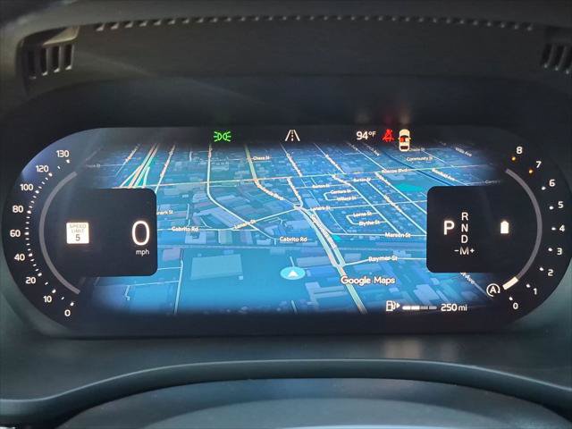 Certified 2026 Volvo XC60 B5 Plus AWD/4WD image 16